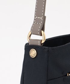 LA BAGAGERIE ポリエステルキャンバス　タックポシェット