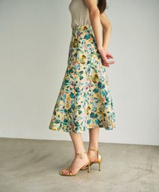 GRACE CONTINENTAL フラワージャガードフレアスカート