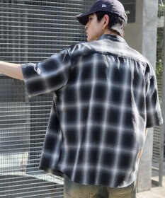 WEGO 【ユニセックス着用ITEM/SMLサイズ展開】オンブレチェックシャツ（SS）