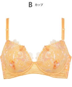 Wing ブラジャー 背中の段差をスムージング バストの脇流れをブロック 脇高設計(バック) 【後ろ姿きれいブラ】 ブラ KB2718 ウイング／ワコール