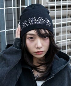 WEGO ロゴ刺繍スタッズビーニー