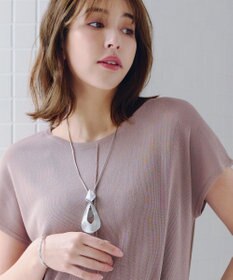 Tiaclasse 変形メタルフレームネックレス