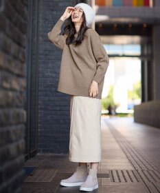 ANY ラムウールＶネックプルオーバー