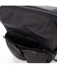 Y'SACCS ダブルホックポケットリュック