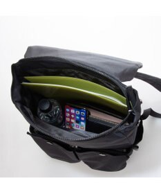 Y'SACCS ダブルホックポケットリュック