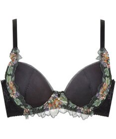 Wing Wing Lesiage　【2820シリーズ】　ブラジャー　脇すっきりの着やせシルエット　背中の段差軽減　ウイング／ワコール　PB2821