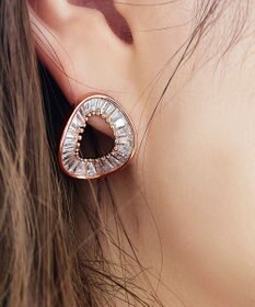 Tiaclasse 【金属アレルギー対応】ウェーブサークルピアス