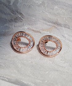 Tiaclasse 【金属アレルギー対応】ウェーブサークルピアス