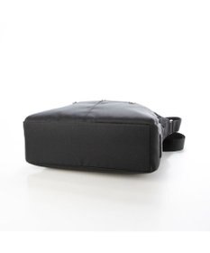 LA BAGAGERIE フロントポケット　スクエアナイロンショルダー　Mサイズ