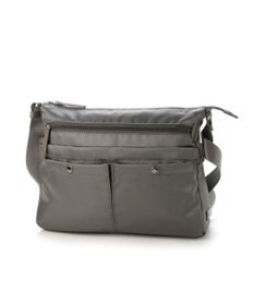 LA BAGAGERIE フロントポケット　スクエアナイロンショルダー　Mサイズ