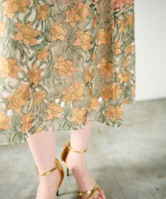 GRACE CONTINENTAL サラサオーナメントドレス