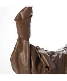 UNBILLION カシュカシュ cachecache / ムーン型ボディバッグ