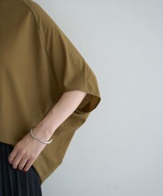 YECCA VECCA 異素材切替バックデザインプルオーバー
