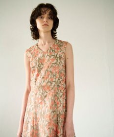 GRACE CONTINENTAL サラサオーナメントドレス
