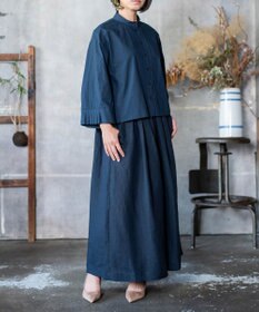 muuc 〈遠州織物の工場で織られた上質な涼しいコットン100%生地〉プリーツ八分袖のタックデザインブラウス