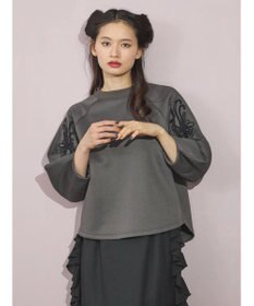 Green Parks ■ＥＳＣＡＲ　コードモチーフ刺繍プルオーバー