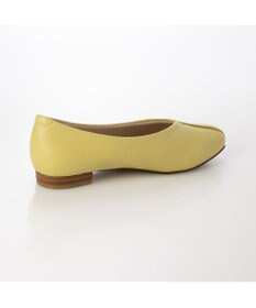 ing <ing>Vカットフラットパンプス