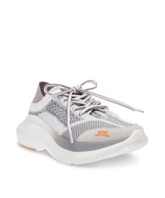 STEVE MADDEN ELEVATE 3 パフォーマンススニーカー