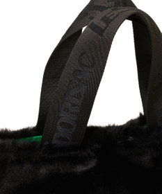 LeSportsac FUR E/W TOTE/ブラックフラッフィーファー