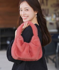 Tiaclasse 【安田美沙子さん着用】フェイクファーバック