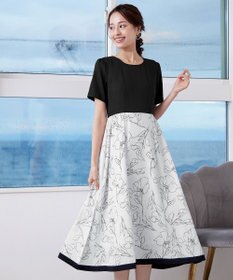 Tiaclasse 【小倉優子さん着用・新色追加・洗える】モノトーンフラワープリントワンピース