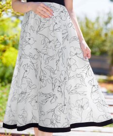 Tiaclasse 【小倉優子さん着用・新色追加・洗える】モノトーンフラワープリントワンピース