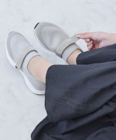 Bridget Birkin 【Bridget Birkin】ベルトストーンニットスニーカー