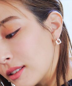 Tiaclasse 【金属アレルギー対応】スクエアシェルピアス