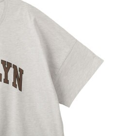 AMERICAN HOLIC BROOKLYN ロゴTシャツ