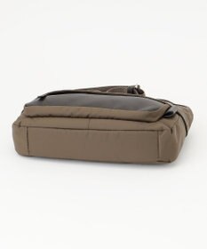 Y'SACCS リサイクルナイロン×カウレザー ラップミニショルダー