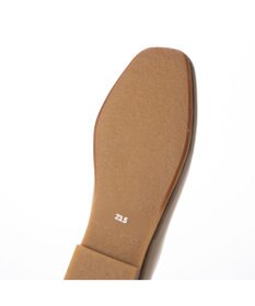 ing <ing>【サスティナブルシリーズ】Vカットフラットパンプス