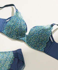 une nana cool さあわたし レース 脇高ブラジャー MADE WITH LIBERTY FABRIC