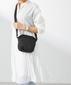 Y'SACCS Polka Dots　パイピングポケットポシェット