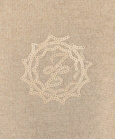 自由区 L 【カタログ掲載・洗える】エンブレム ニット