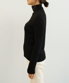 TOQUE 〈大草直子さんアドバイザー〉ベビーアルパカ×シルク ハイネックニット