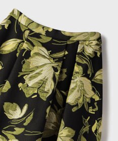 GRACE CONTINENTAL ラメフラワージャガードスカート