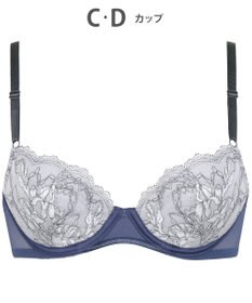 Wing 【マッチミーブラ】　ブラがわたしに合わせてくれる　バストの左右差や個々のバストの状態に柔軟に対応　ウイング／ワコール　KB2002