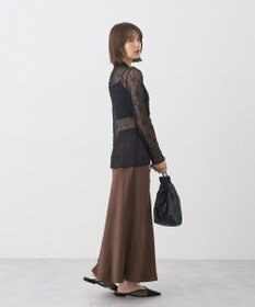 earth music&ecology ストレッチサテンスカート