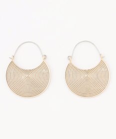 自由区 スワール ピアス