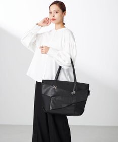 Y'SACCS 【Y'SACCS Gene Line】モルビアン トートバッグ Wide