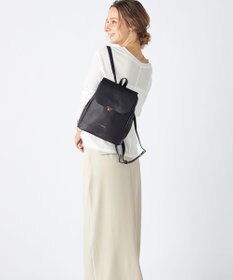 LA BAGAGERIE フロント金具デイリーリュック