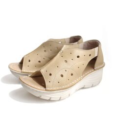 Pointer 本革 超軽量厚底パンチングサンダル