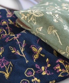 AND WOOL 花刺繍のminiバッグ