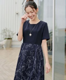 Tiaclasse 【小倉優子さん着用・新色追加・洗える】モノトーンフラワープリントワンピース