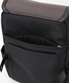 Y'SACCS ベルトスクエアリュックサック