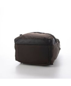 Y'SACCS ナイロンリュックサック