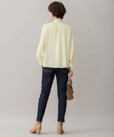 自由区 【洗える】カットジャカード ボウタイブラウス