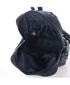 Y'SACCS ナイロンリュックサック