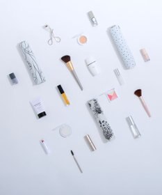 MOONBAT Fuwacool(フワクール) フワクールホワイト 晴雨兼用日傘 折りたたみ傘 ランダムドット 軽量 一級遮光／遮熱／UV