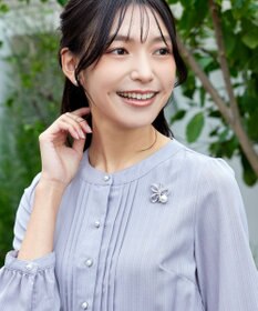 Tiaclasse パール＆クローバーリボンブローチ